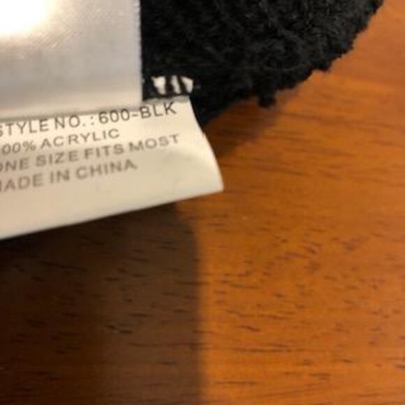 Decky Criccas Black Beanie Hat OS NWT. - Picture 5 of 9